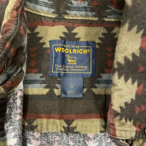 Woolrich Men’s Button Down Shirt Sz Med Aztec Southwest Blanket Flannel jacket - Picture 3 of 7